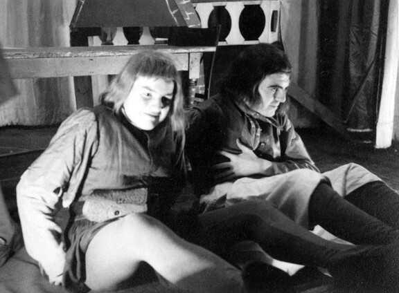 La plus vieille photo connue du théâtre de la Colline : 1961/62. Jean Jeunet et Alain Lachuer dans "La Farce du Jambon" mis en scène par Paul Fabre. (545 visits) La plus vieille photo connue du théâtre de la Colline : 1961/62. Jean Jeunet et Alain Lachuer dans "La Farce du Jambon" mis en scène par Paul Fabre.